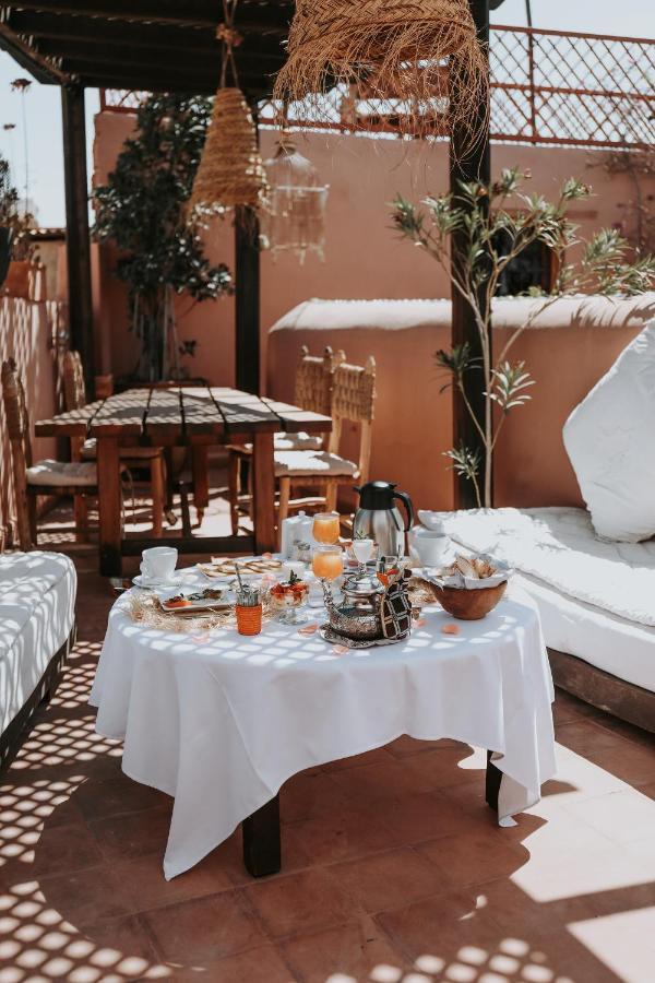 Dar Nour El Houda Hotel Маракеш Екстериор снимка